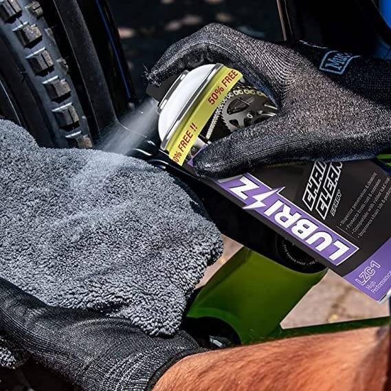 vbxt1R6ThkWox6Q.jpg Shadow Securitronics Lubrizap Chain Clean Spray for All Bikes (225 ml), Lubricant Spray for Bike, Motorcycle, Protects & Prevents from Rust & Corrosion, Chain Breakage, Chain Noise, Friction Pack of 1